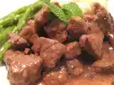 Recette Boeuf braisé aux baies de genièvre et à la gelée de groseilles