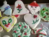 Recette Biscuits de noël, emporte-pièce à la crème sure, peint et dessiné à la main