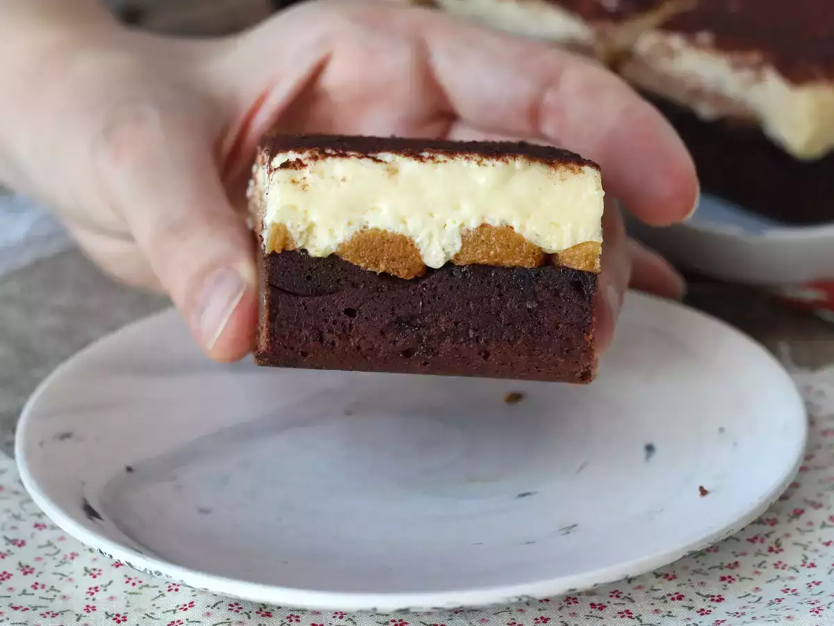 Amoureux de brownie et de tiramisu, on a le gâteau parfait pour vous : Le browniemisu! - photo 5