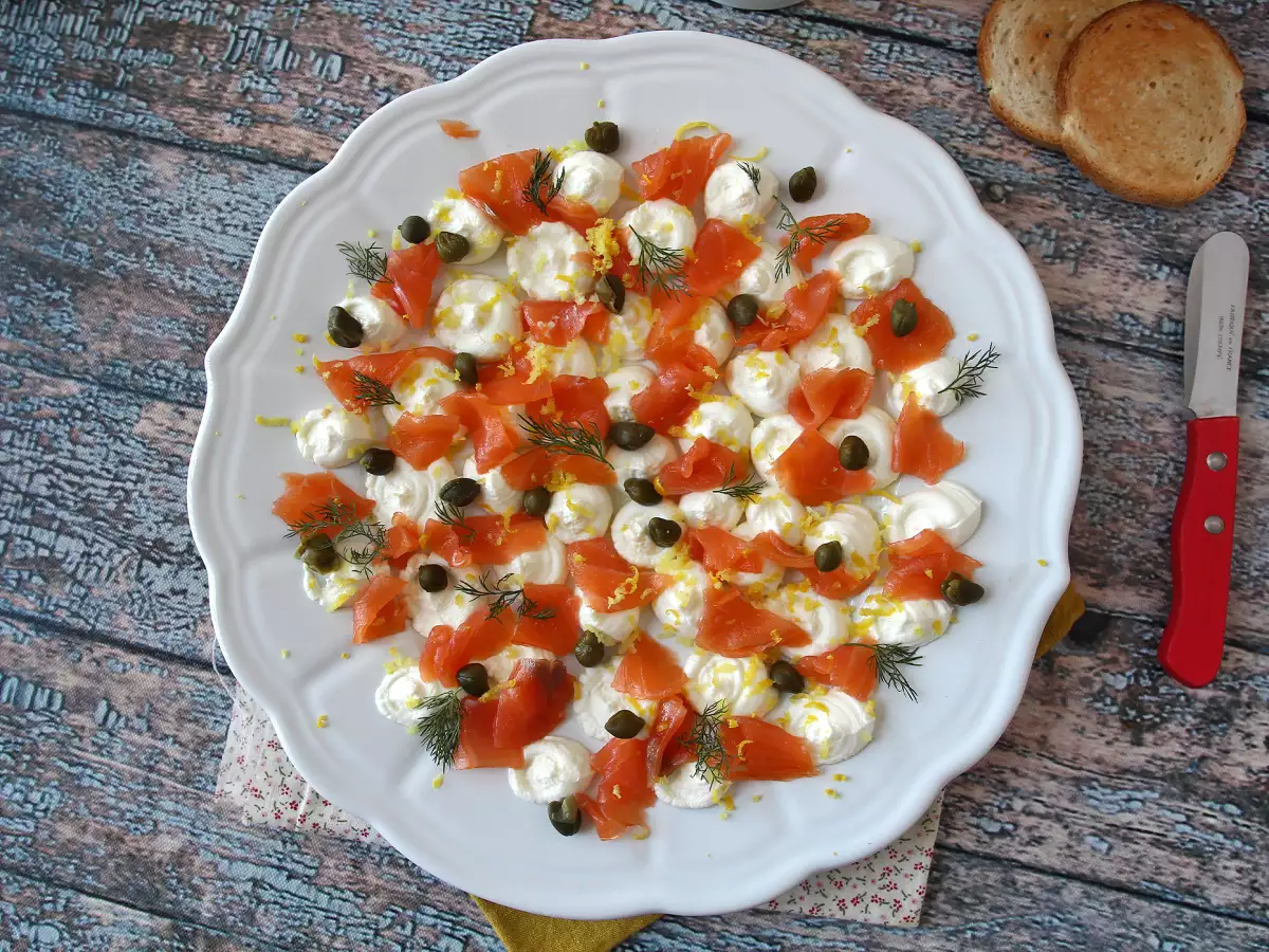 Assiette apéritive à tartiner au saumon fumé - photo 8