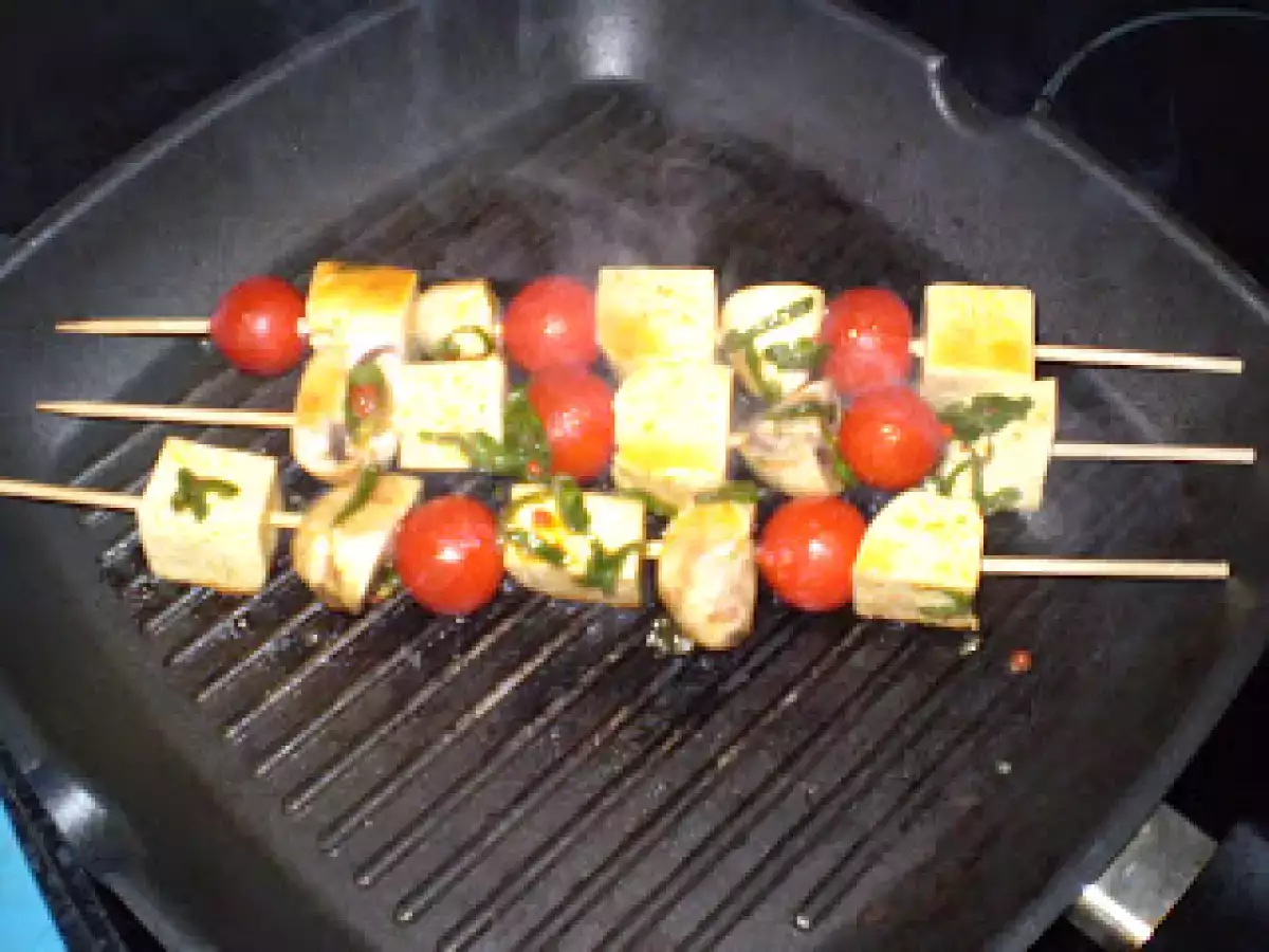 Brochettes de tofu au saté (ou autre épice de votre choix) - photo 4