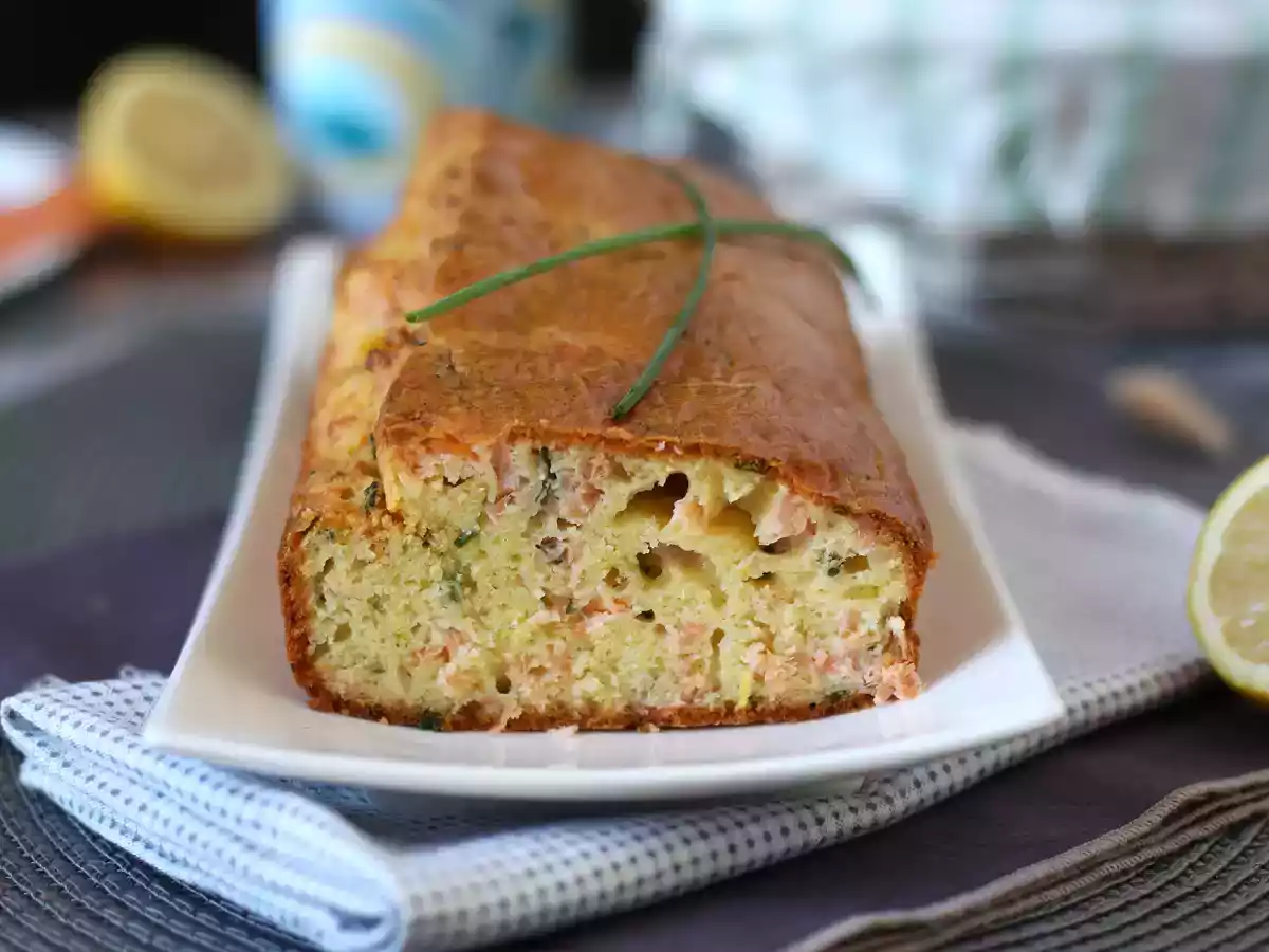 Cake au saumon fumé, citron et ciboulette - photo 4