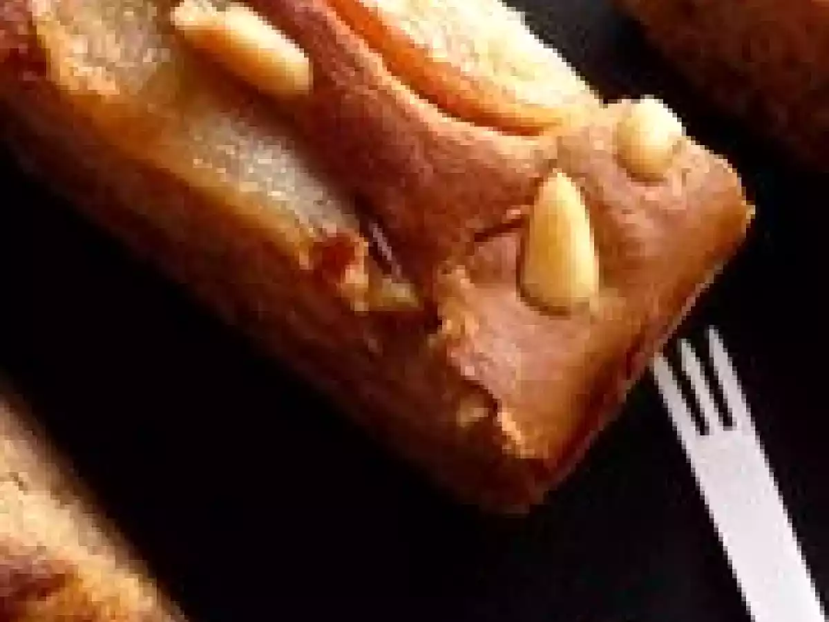 Cake léger poires caramélisées & pignons de pin - photo 2