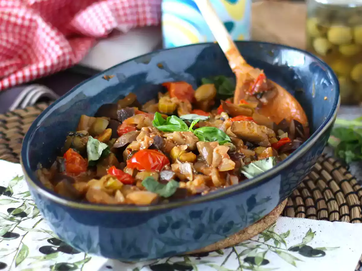Caponata sicilienne, l'incontournable de la cuisine méditerranéenne