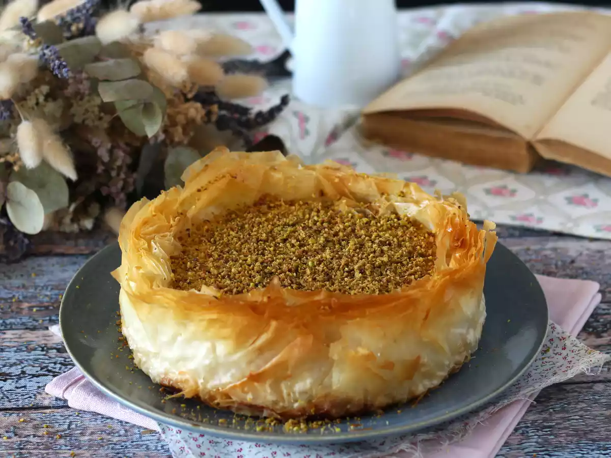 Cheesecake façon baklava à la pistache, croustillant et fondant