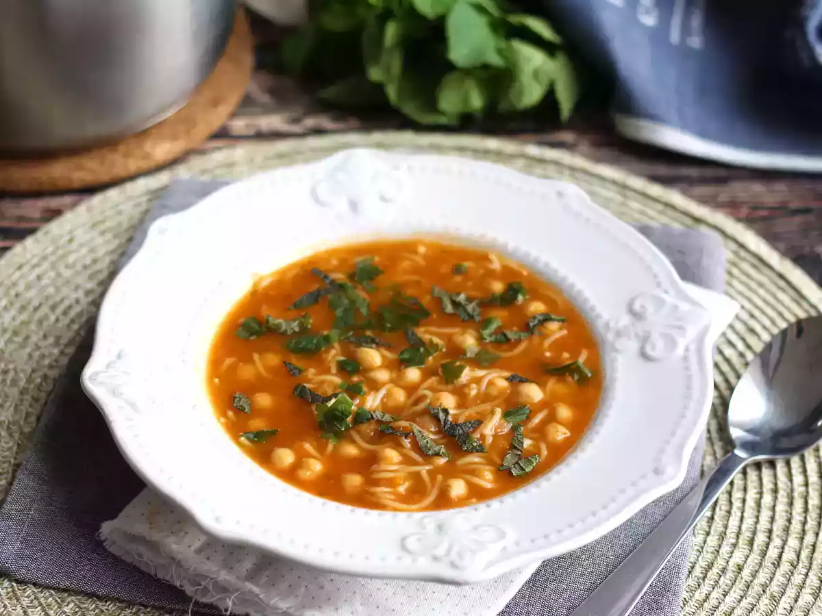 Chorba végétarienne, la soupe parfumée et savoureuse par excellente !