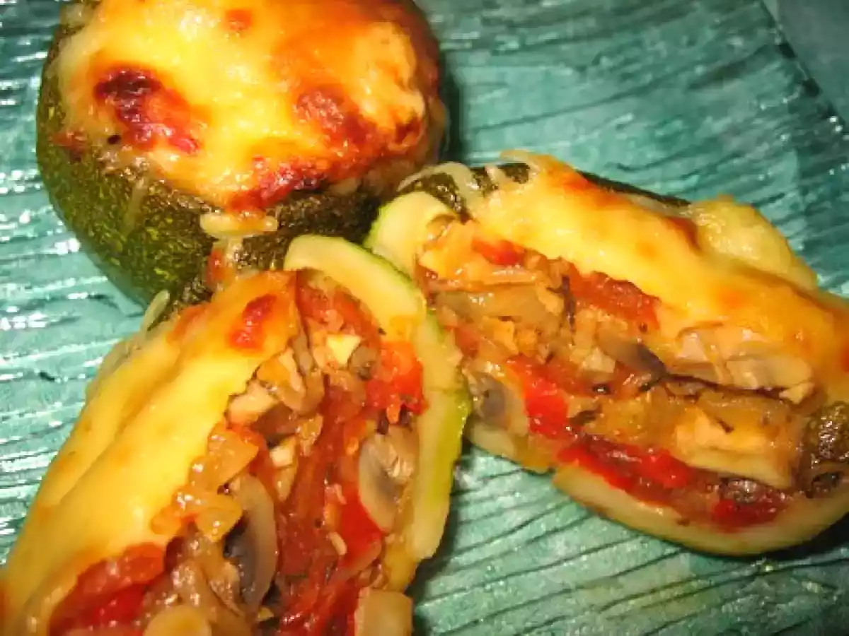 Courgettes rondes farcies aux petits légumes (M) - photo 2