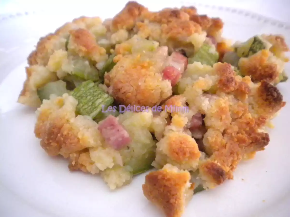 Crumble de courgettes aux lardons et au parmesan