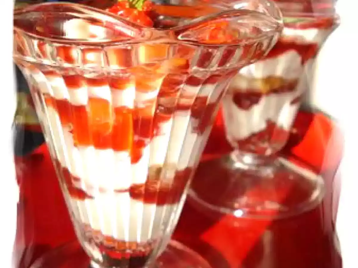 Douceur de fraises au fromage blanc (dessert léger et gourmand)