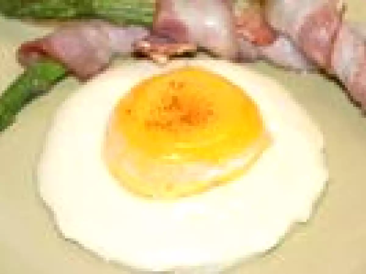 Faux oeuf au plat, mouillettes d'asperges vertes