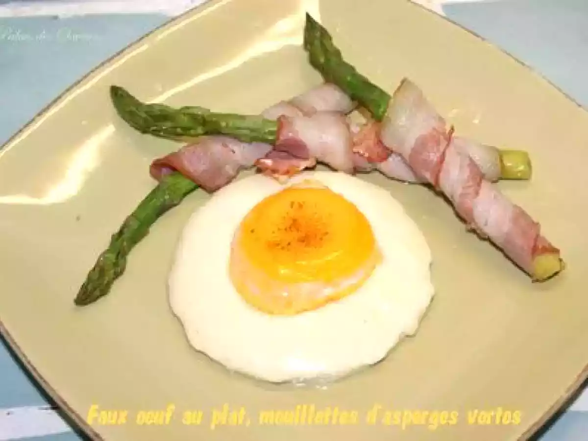 Faux oeuf au plat, mouillettes d'asperges vertes - photo 3