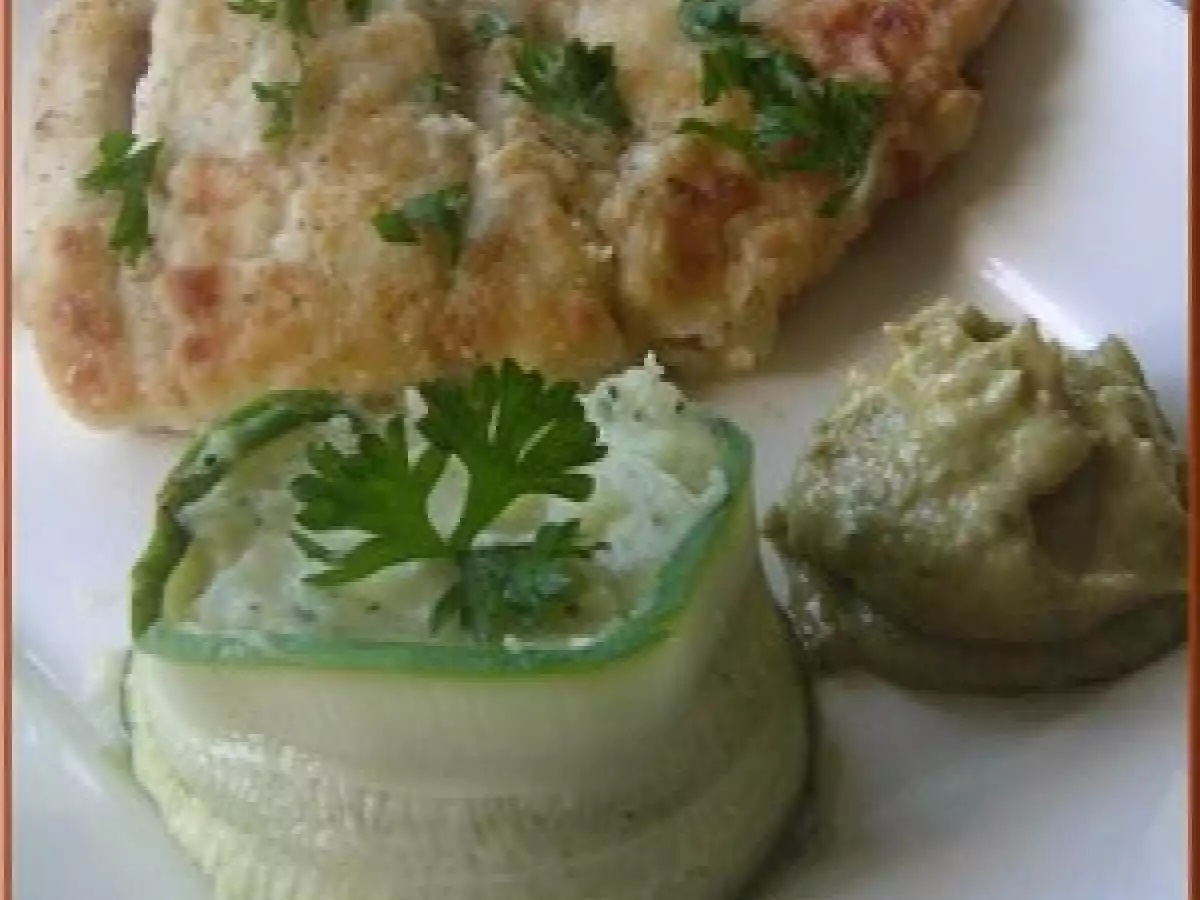 Filets de poisson sauce verte et son roulé de patate douce