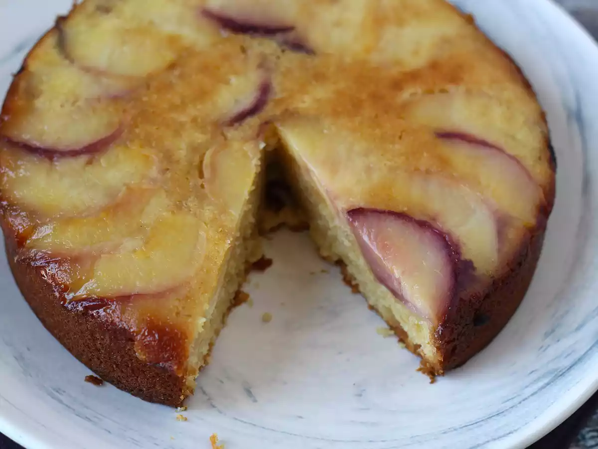 Gâteau renversé à la pêche, moelleux, fondant et caramélisé - photo 7