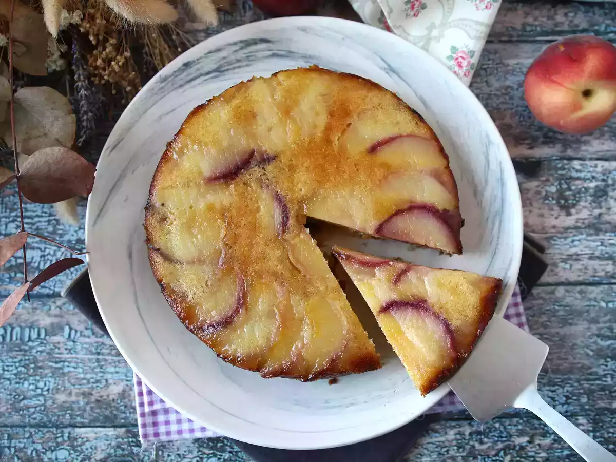Gâteau renversé à la pêche, moelleux, fondant et caramélisé - photo 8