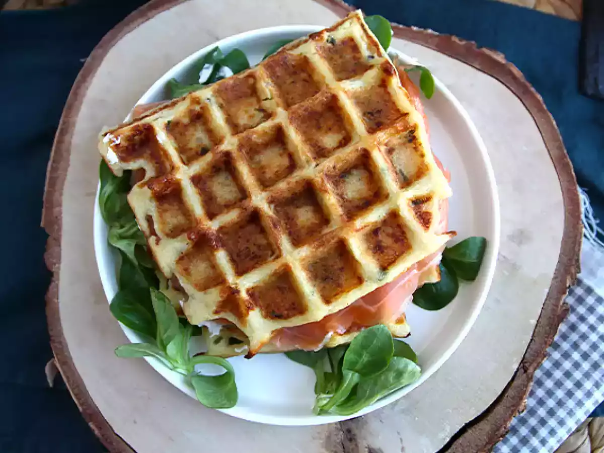 Gaufres de pommes de terre - Sandwich de gaufres au saumon fumé et au fromage frais - photo 5