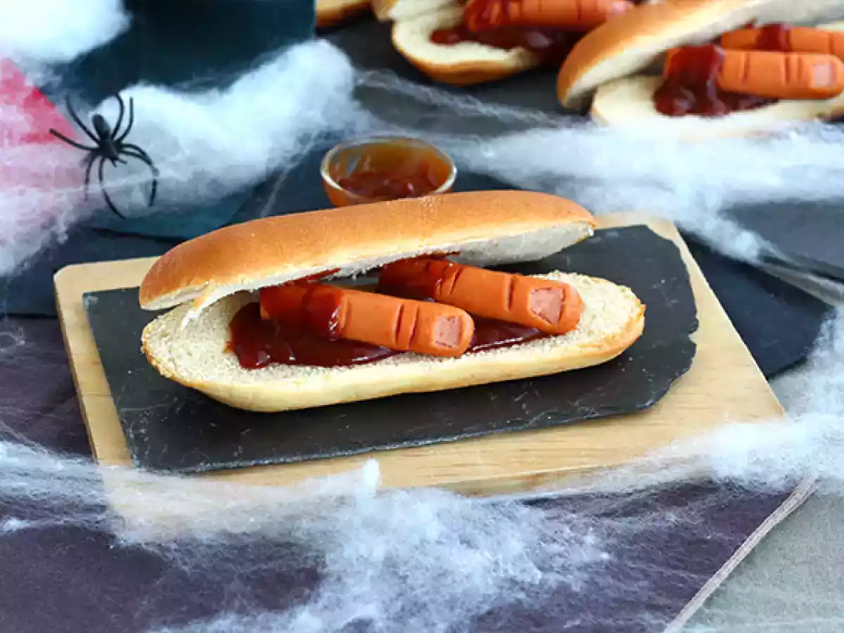 Hot dogs ensanglantés d'Halloween