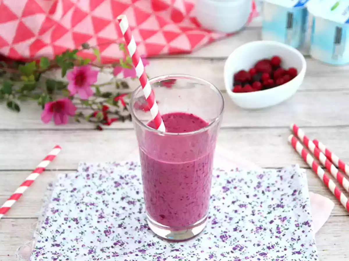 Lassi aux fruits rouges