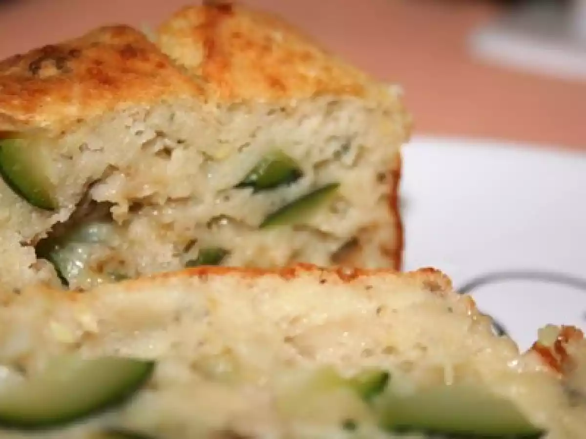Le repas vite fait bien fait : cake à la courgette, roquefort et noix - photo 2