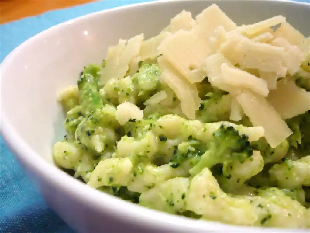 Mes tant attendus spätzle(s) et pesto de brocoli: