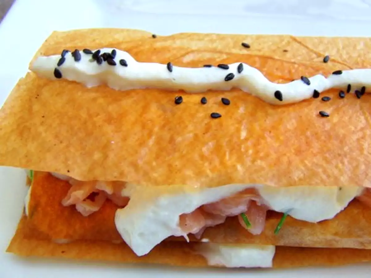 Millefeuille saumon, endive & concombre, espuma d'asperge - photo 2