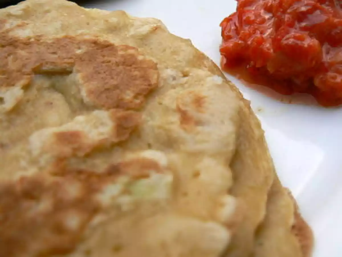 Pancakes au yaourt, noix et poivron