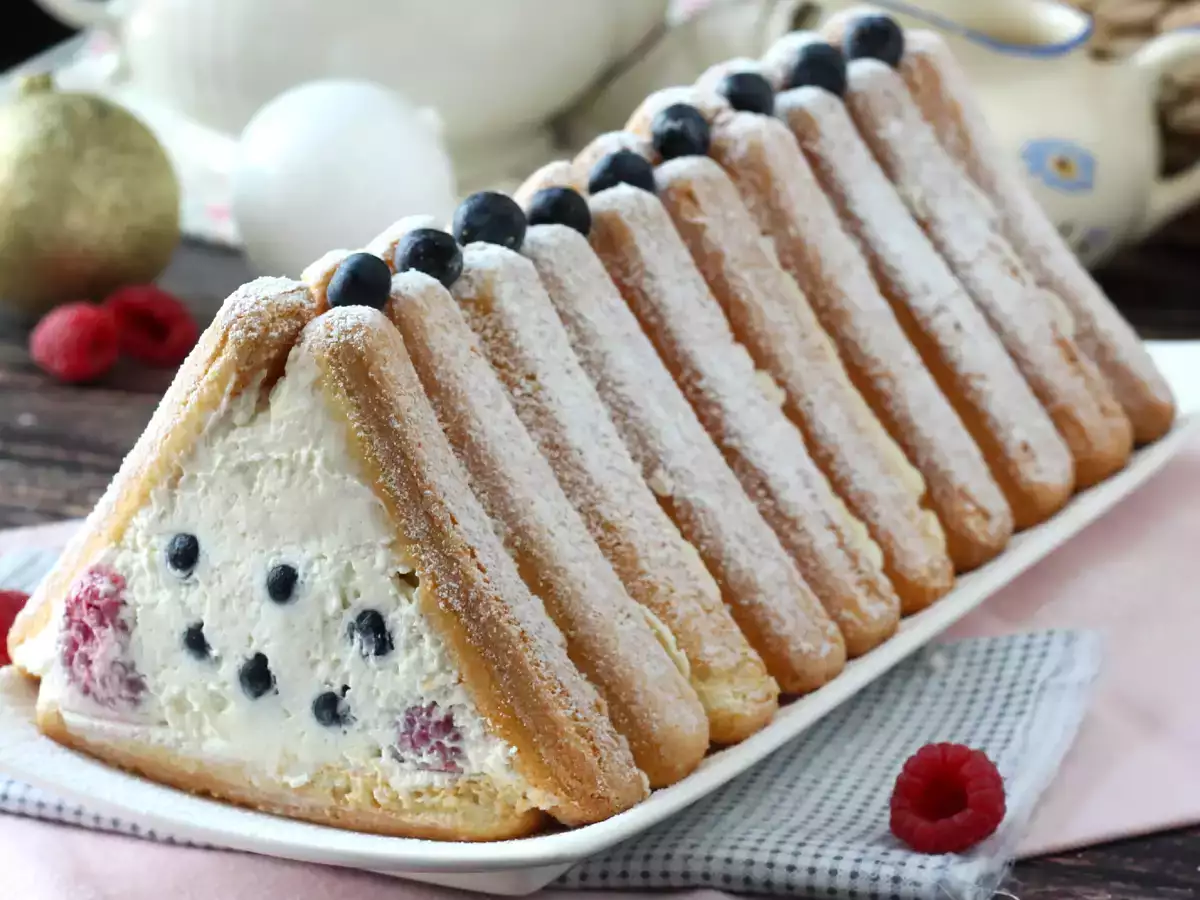Pas besoin de moule pour réaliser cette bûche aux fruits rouges! - photo 7