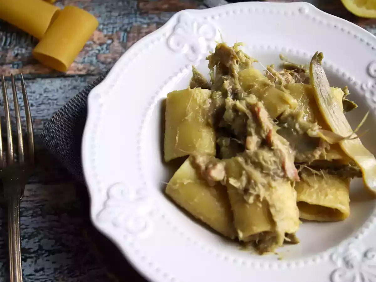 Pâtes paccheri aux artichauts et lardons - photo 2