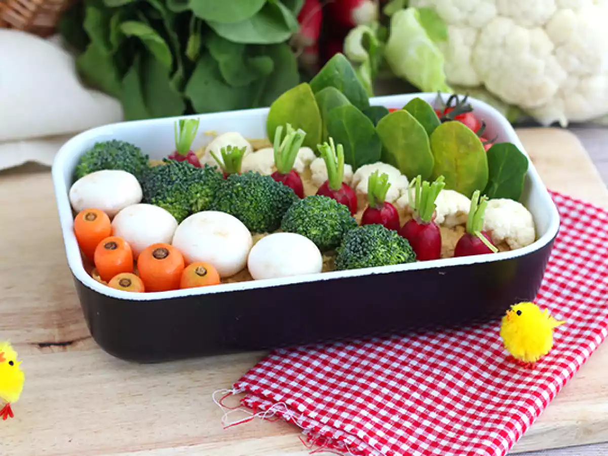 Potager pour l'apéritif (houmous et petits légumes)
