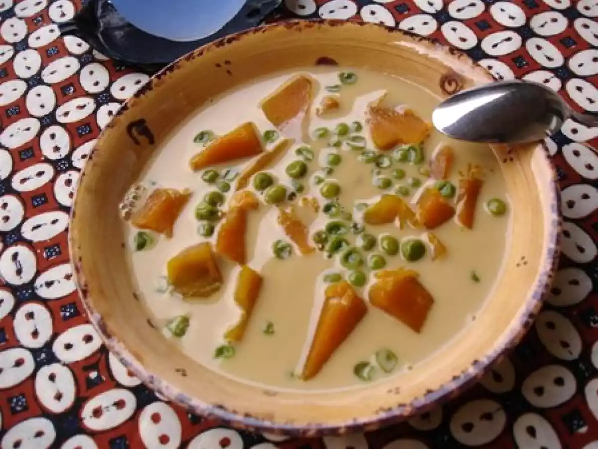 Potimarron, patate douce et petits pois en crème de coco