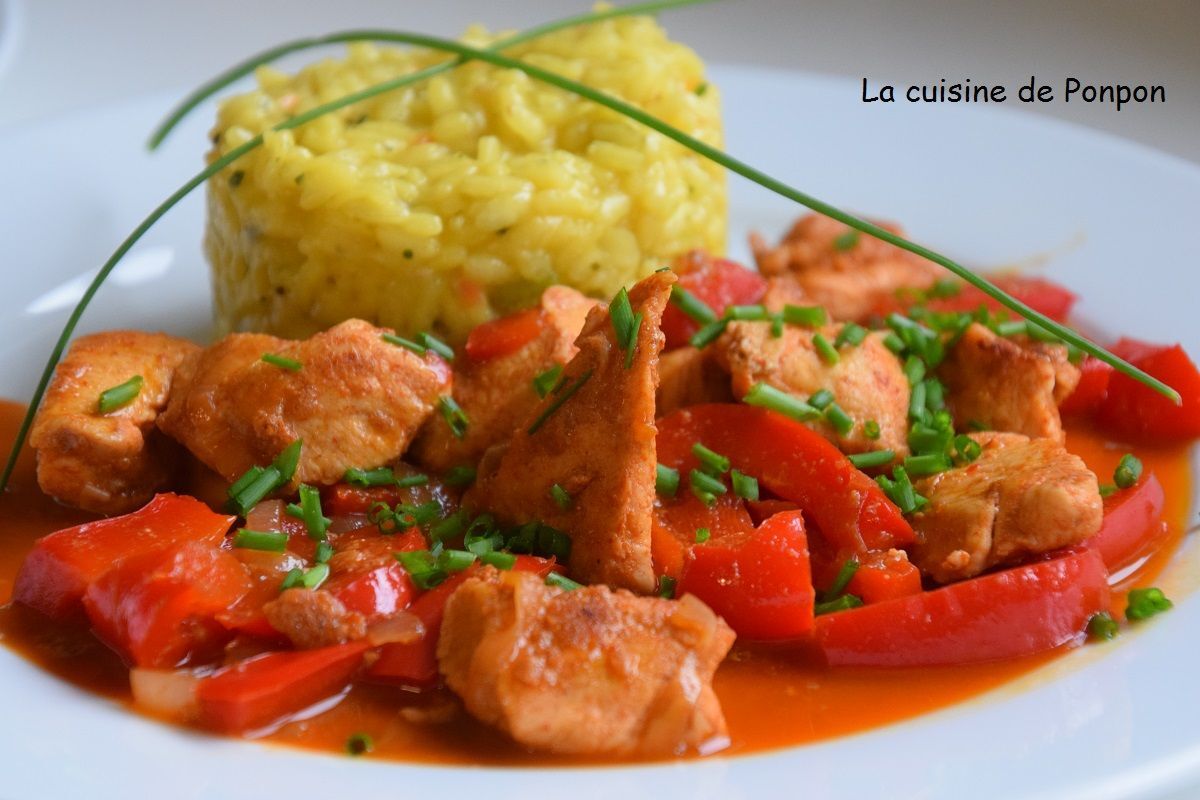 Poulet Au Poivron Rouge Accompagn De Risotto Parfum Aux Petits