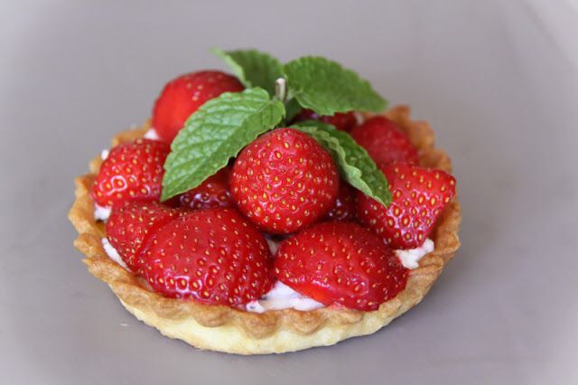 Recette Tartelettes Aux Fraises Et La Menthe Recette Ptitchef