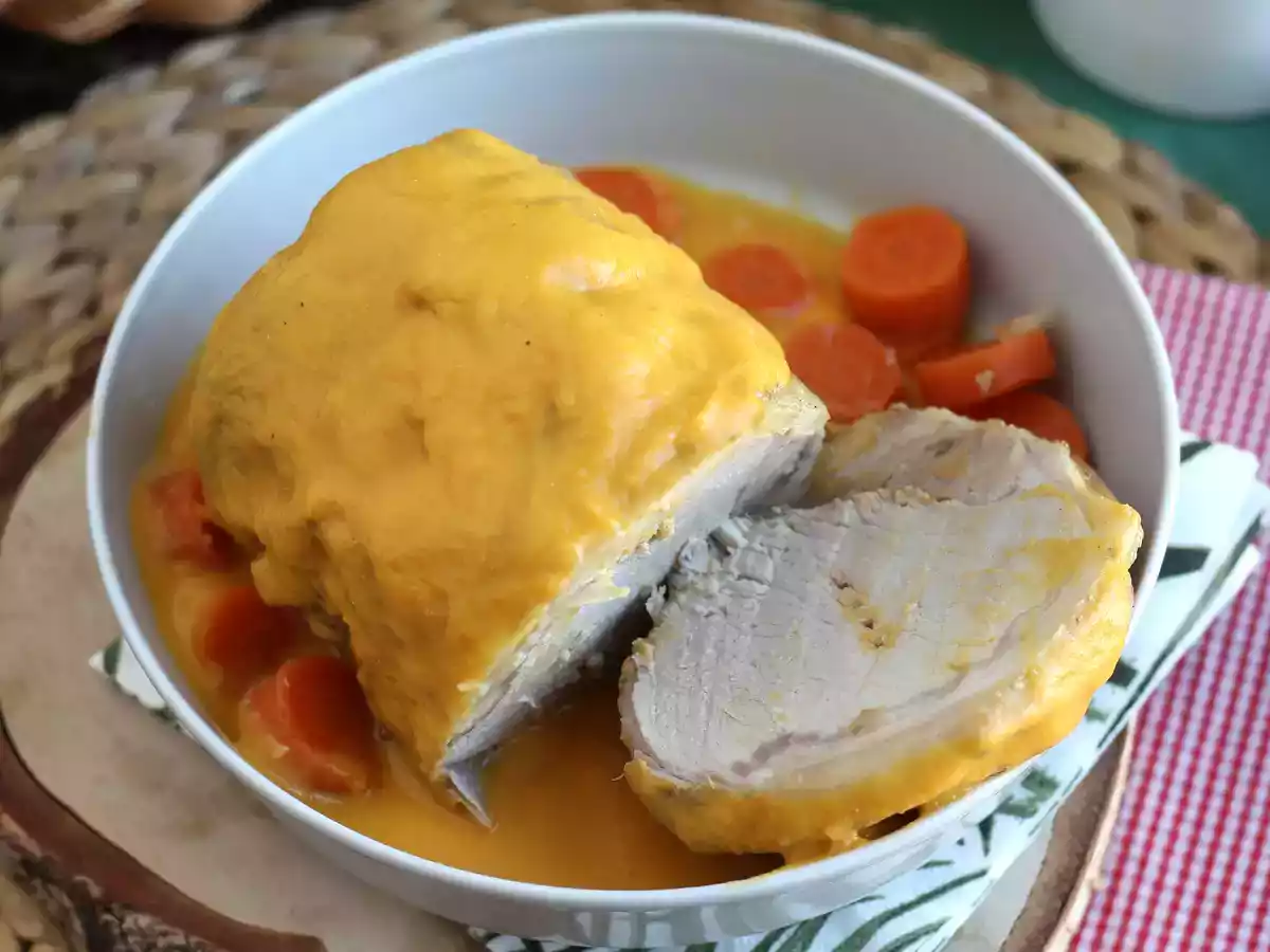 Rôti de porc et sa sauce à la bière et aux carottes (dans une cocotte minute) - photo 2