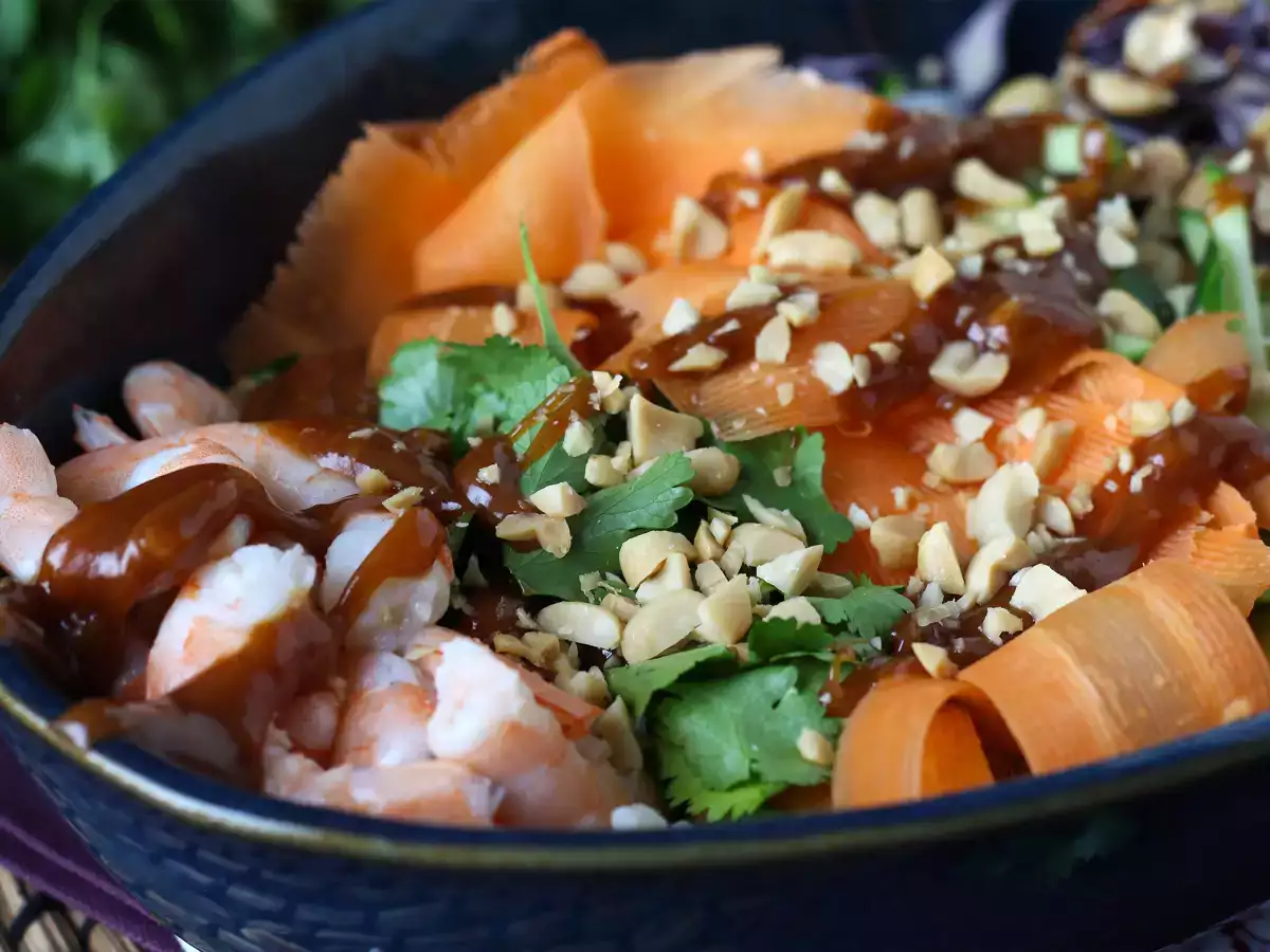 Salade façon rouleau de printemps et sa sauce relevée à la cacahuète - photo 7