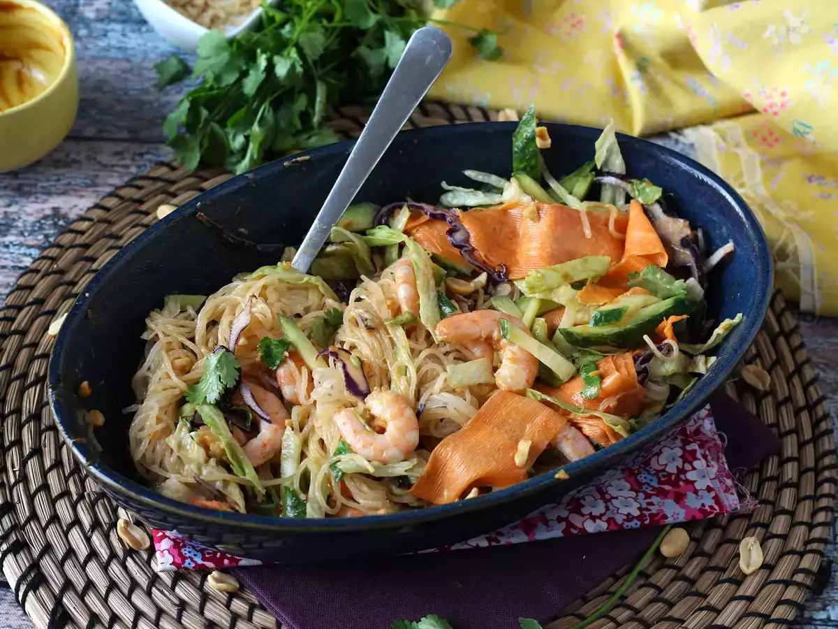 Salade façon rouleau de printemps et sa sauce relevée à la cacahuète - photo 8