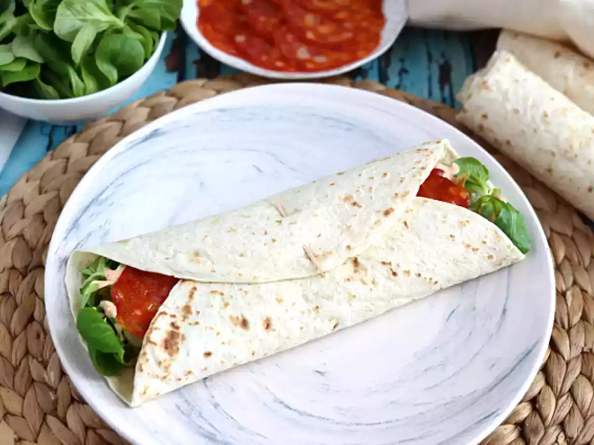 Sandwich wrap au chorizo, avocat et tomates - photo 2
