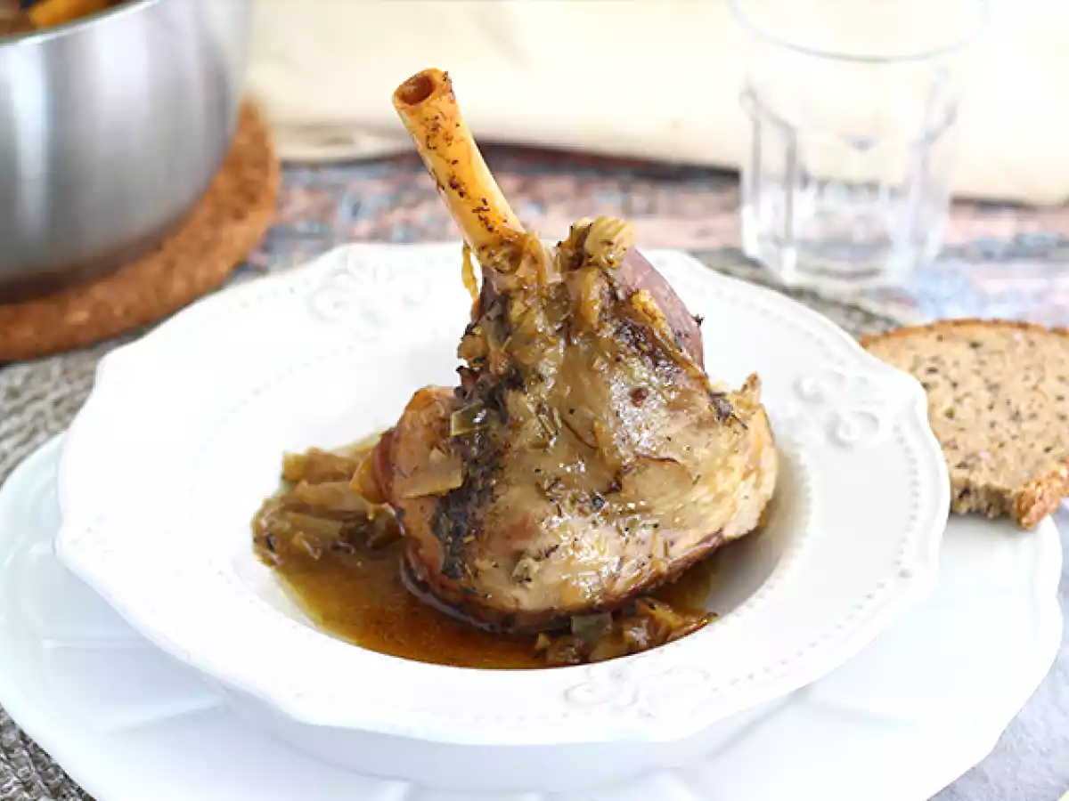 Souris d'agneau confites au miel et au thym