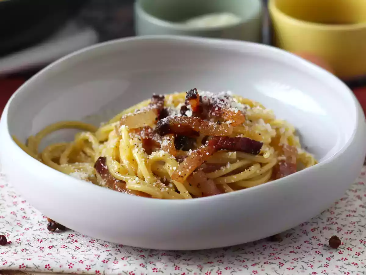 Spaghetti alla carbonara, la vraie recette italienne des carbo'!