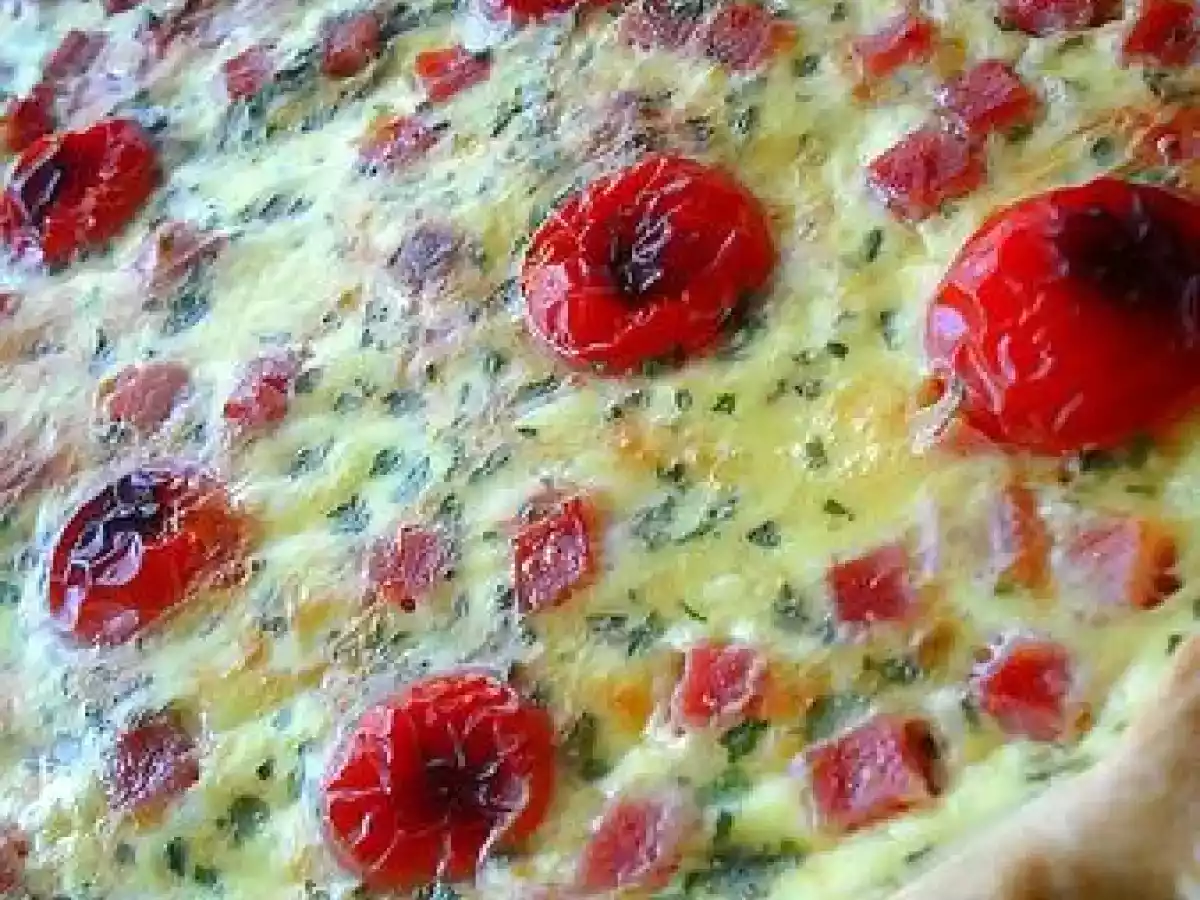 Tarte aux petits lardons et aux tomates cerises (WW)