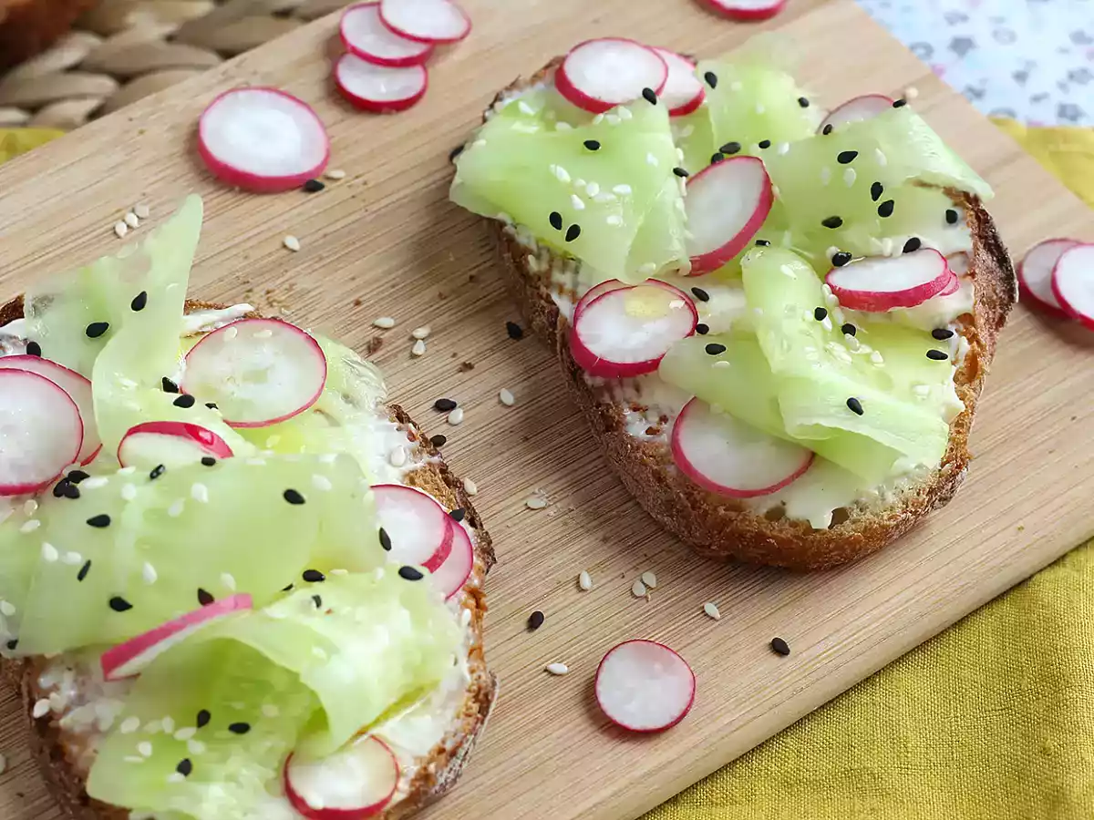 Tartines fromage frais concombre et radis - photo 4