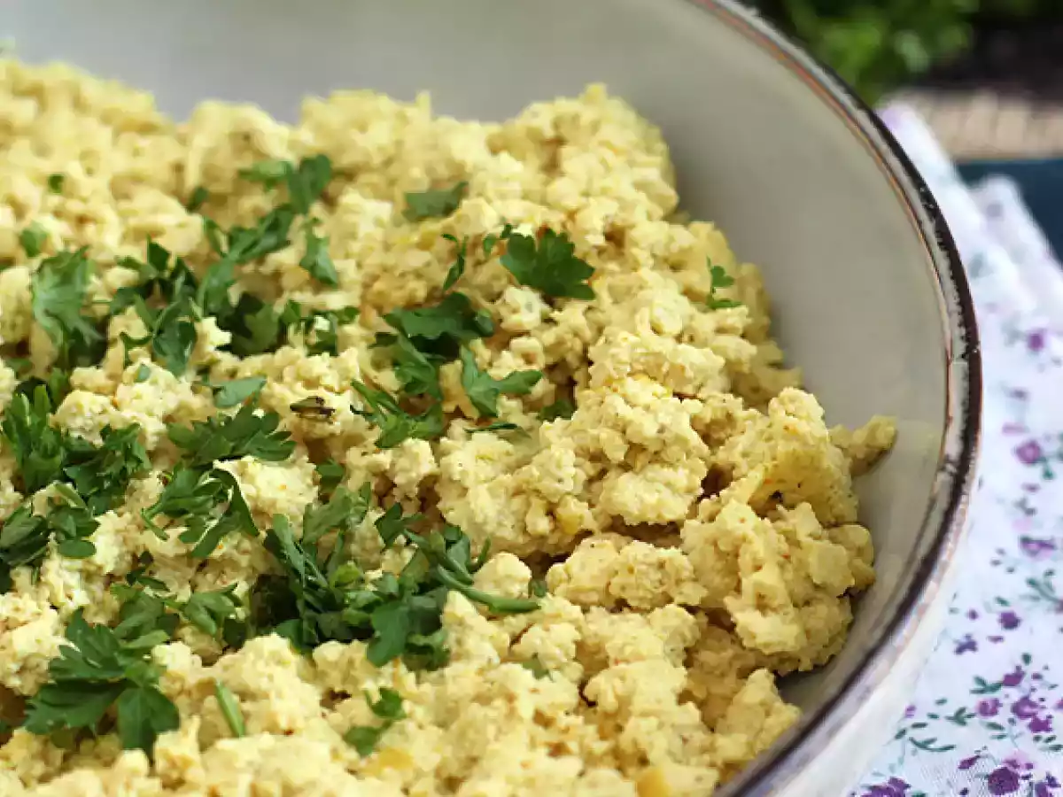 Tofu brouillé pour remplacer vos oeufs brouillés! - photo 2