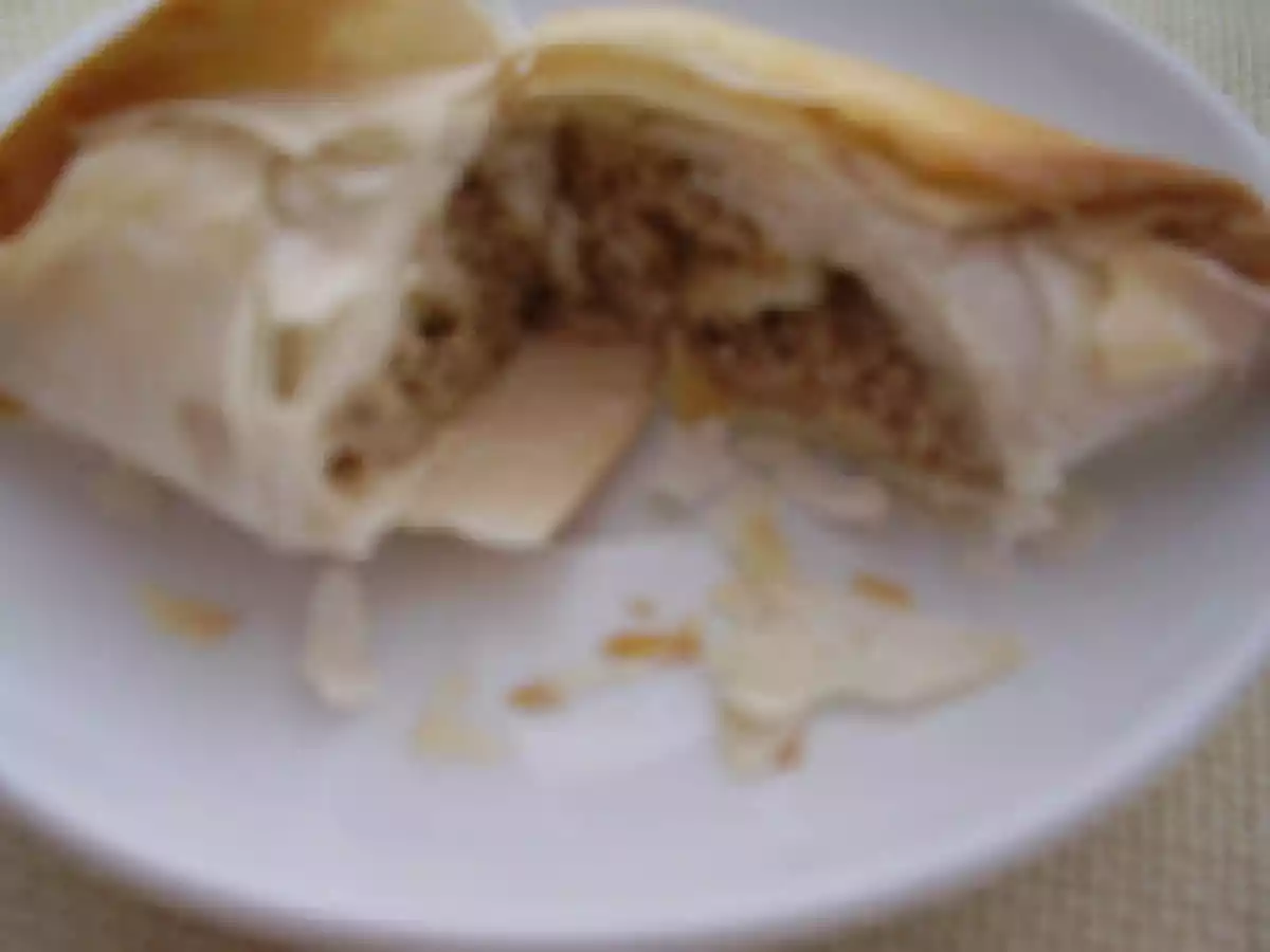 Triangles feuilletés aux noix et aux fromages - photo 2