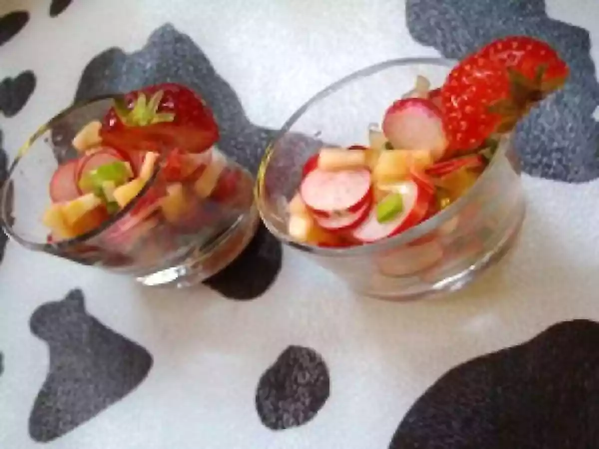 Verrine aux Pommes, Radis et Basilic, Vinaigrette à la Fraise - photo 7