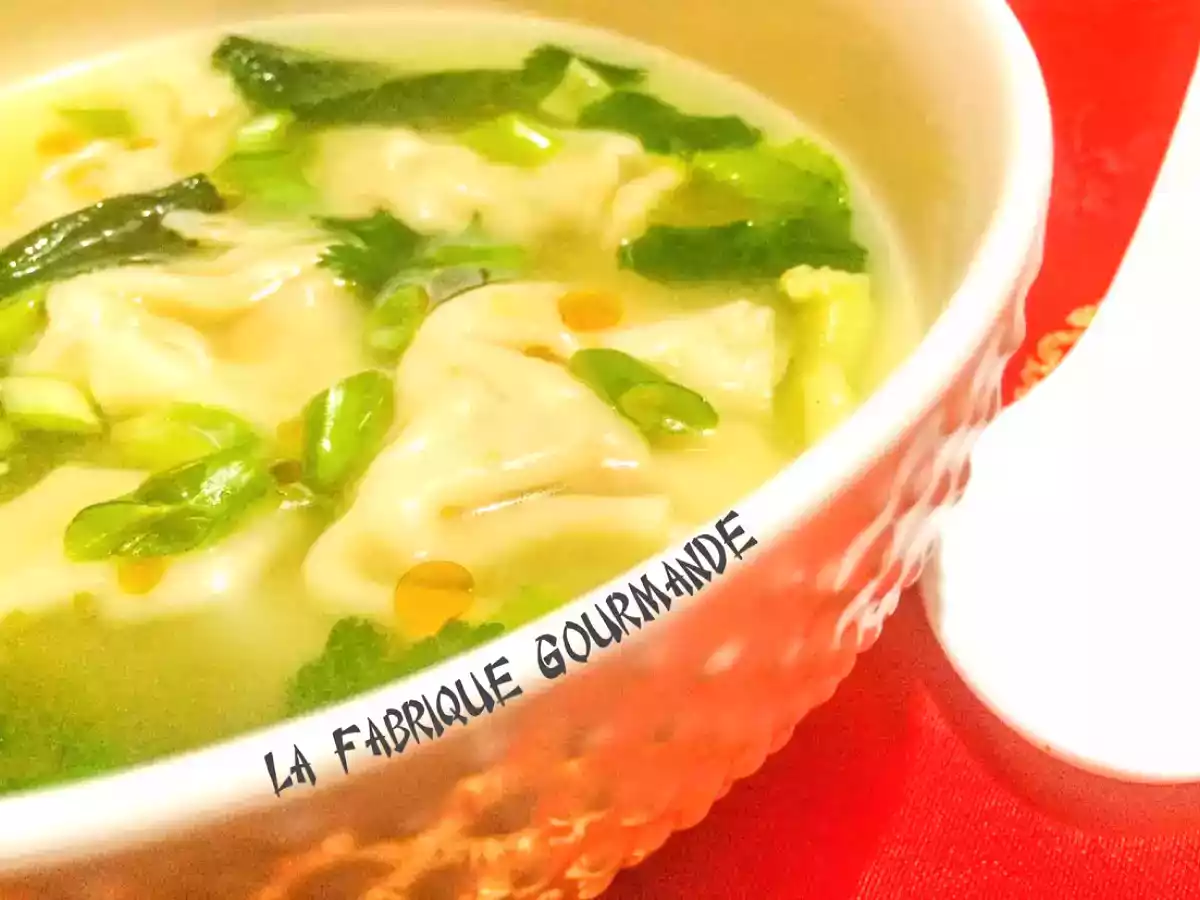 Wonton Soup ou Soupe aux Raviolis Chinois - photo 2