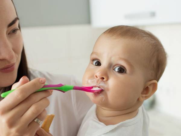 Métaux lourds dans les aliments pour bébés : le danger caché qui pourrait nuire à la santé de votre enfant