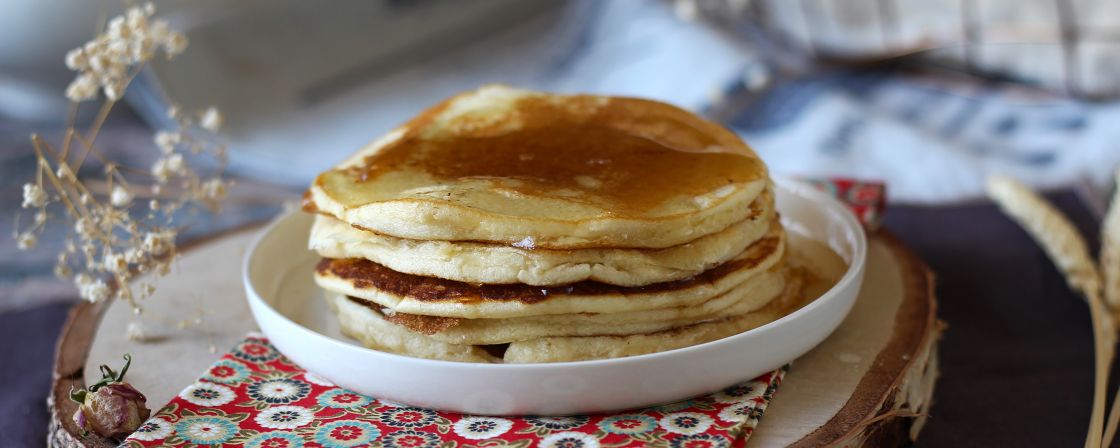 5 recettes de pancakes faciles et savoureuses pour transformer vos petits-déjeuners!