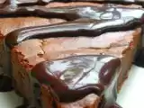 Recette Gâteau extra-fondant chocolat-ricotta et sa sauce corsée au cacao