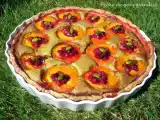 Recette Tarte abricots-groseilles, crème d'amandes à la pistache