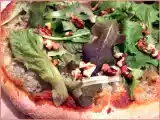 Recette Pizza bleu, noix et roquette