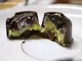 Recette Chocolat fourré de ganache blanche à la pistache
