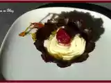 Recette Coques de chocolat noir ganache au chocolat blanc et griottes